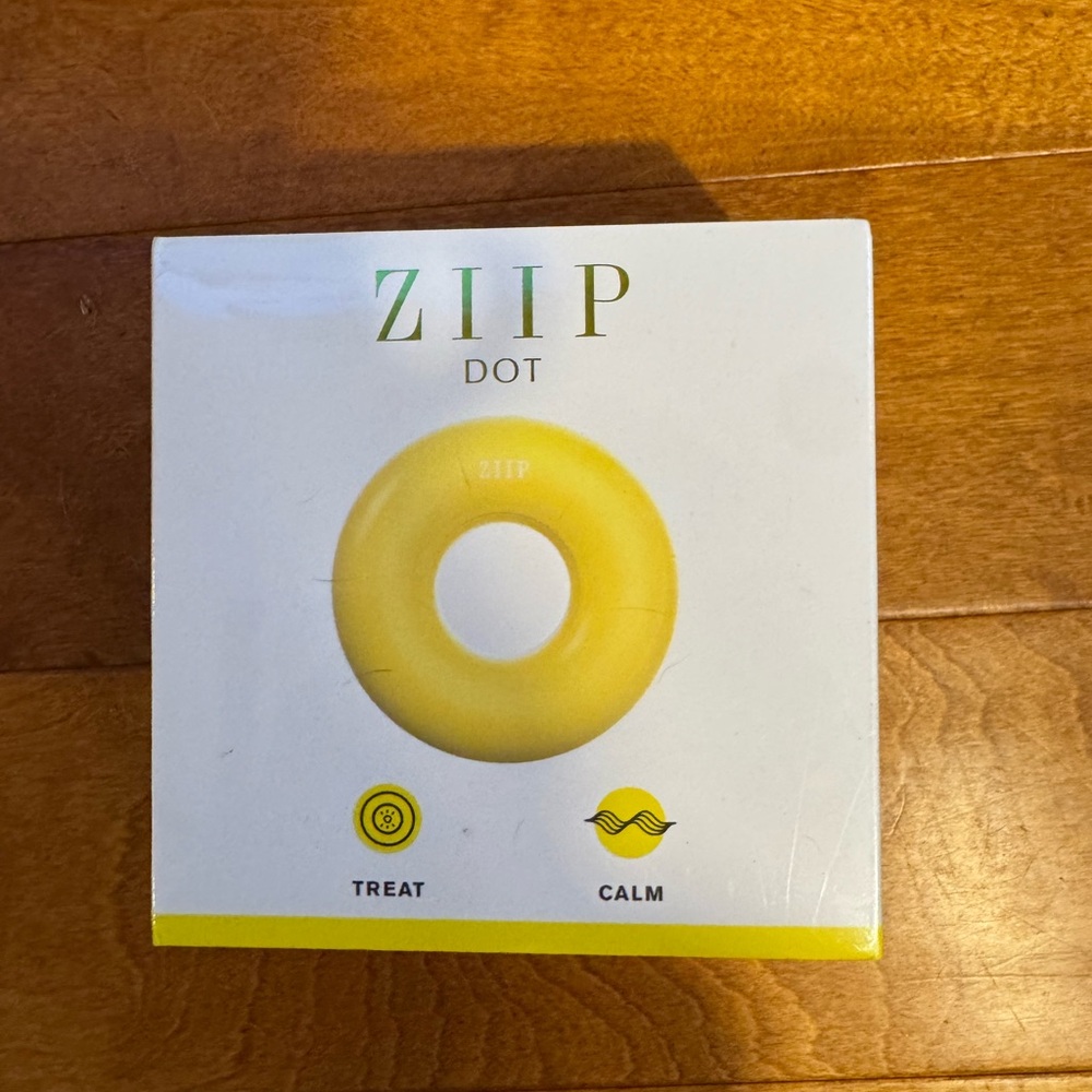 ZIIP Dot Yellow Device